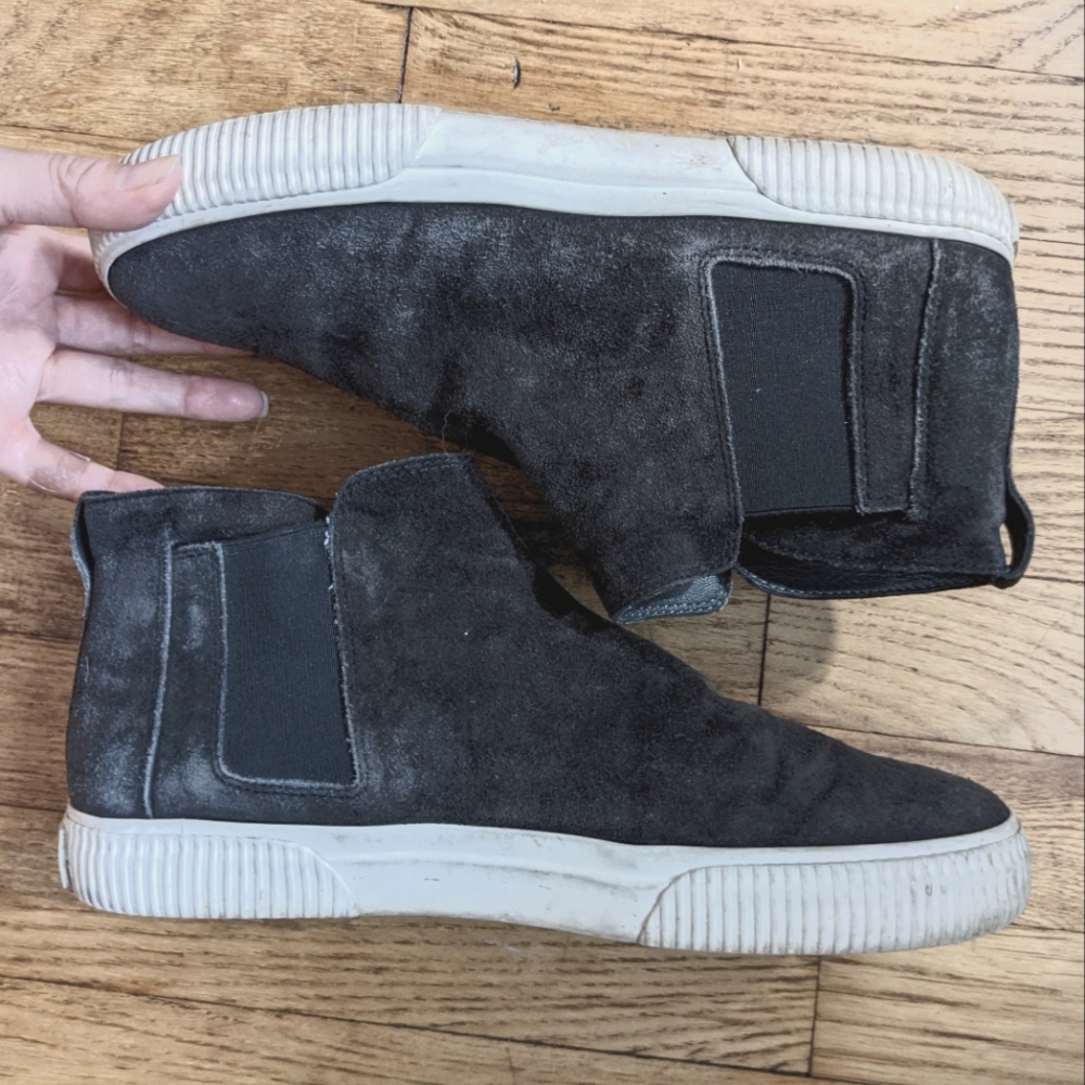 Vince Grey Suede booties size 8.5 womens